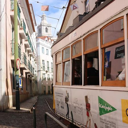 Crooked House Alfama Apartment Lisbon Luaran gambar